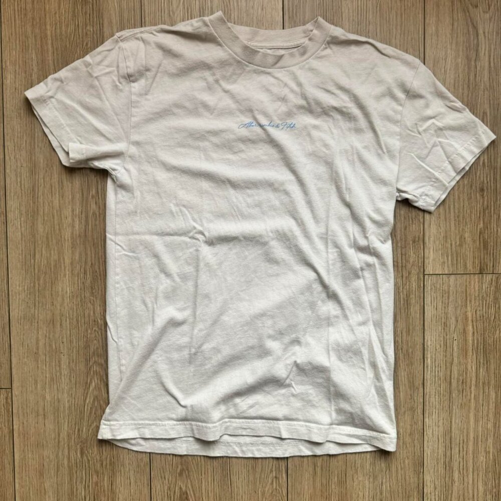 Abercrombie Beach T-shirt - Picture 2 of 3